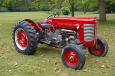 MF65 Traktor